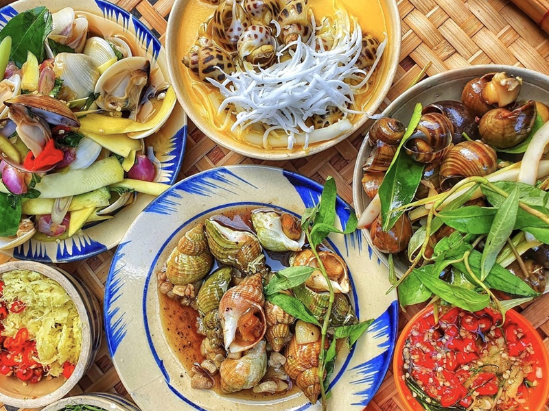 8 Best Ho Chi Minh city dishes top must-try foods in Saigon
