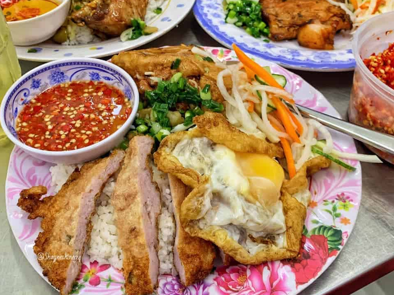 8 Best Ho Chi Minh city dishes top must-try foods in Saigon